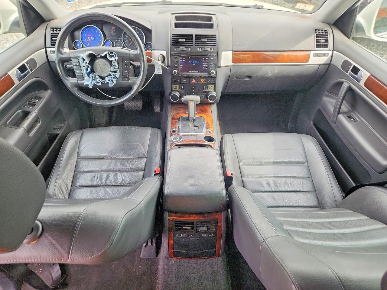 Volkswagen Touareg V6