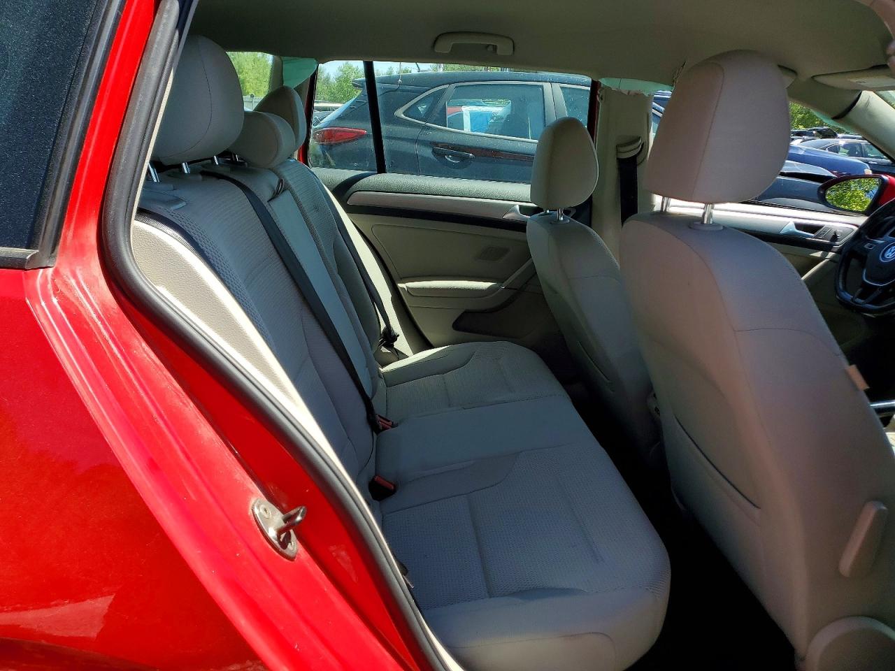 Volkswagen Golf S