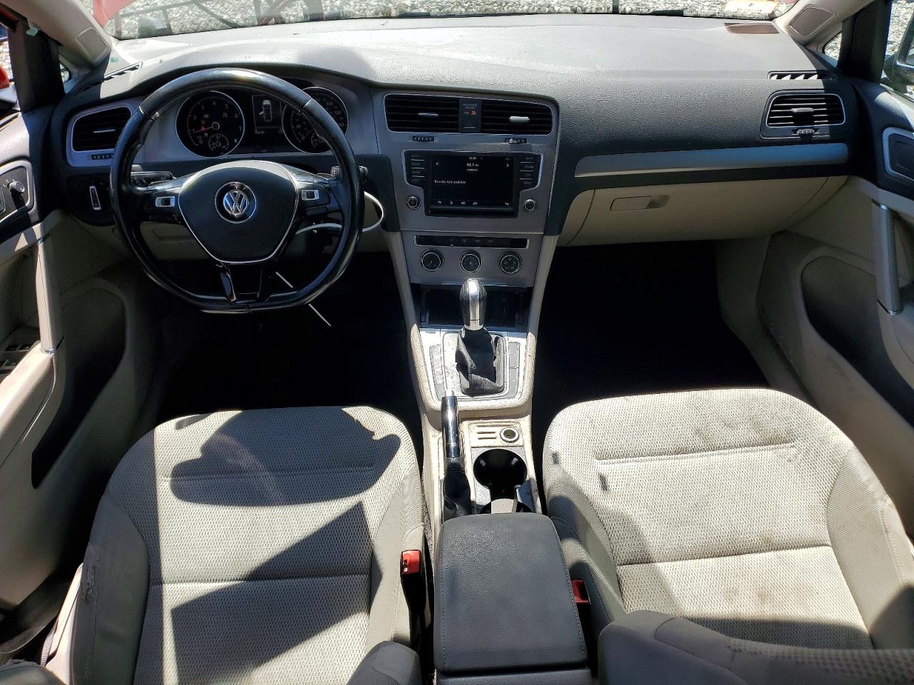 Volkswagen Golf S