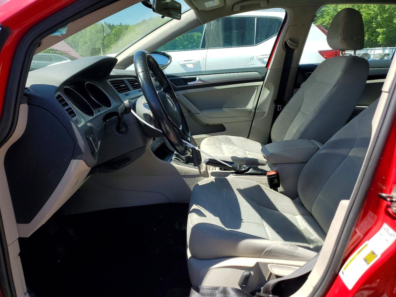Volkswagen Golf S