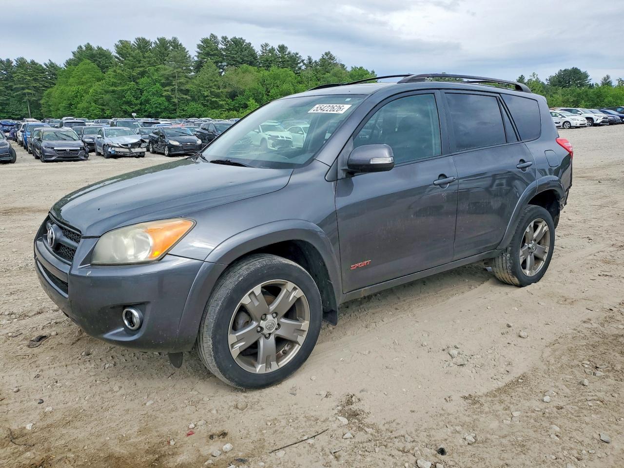 Salvage Toyota RAV4 Image