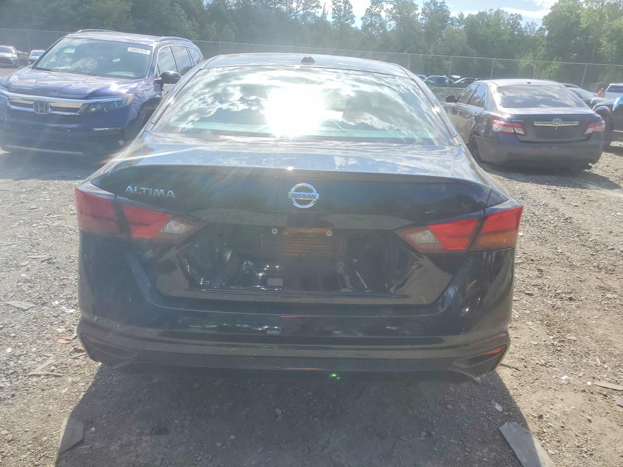 Nissan Altima S