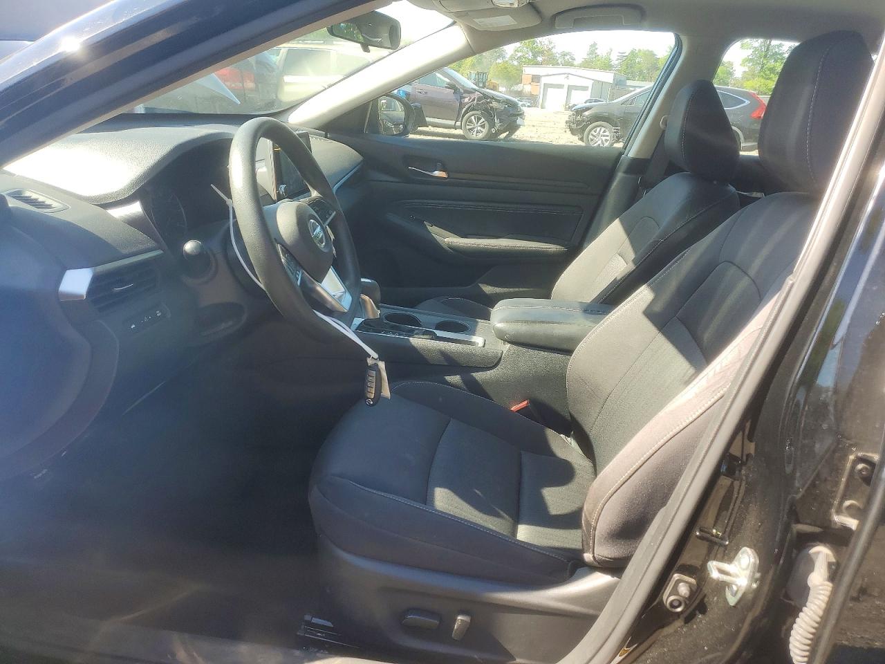 Nissan Altima S