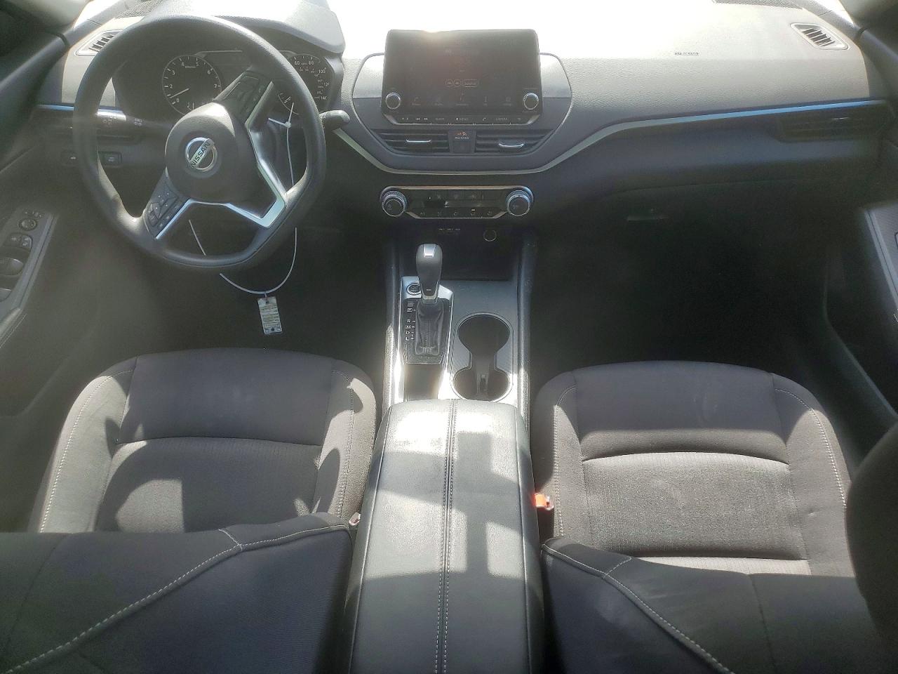 Nissan Altima S