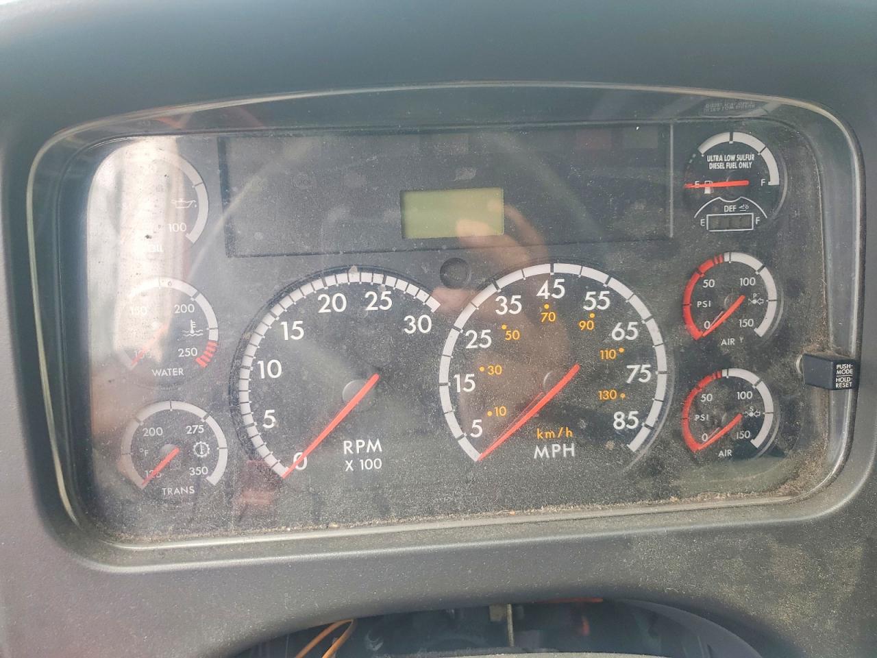 Freightliner M2