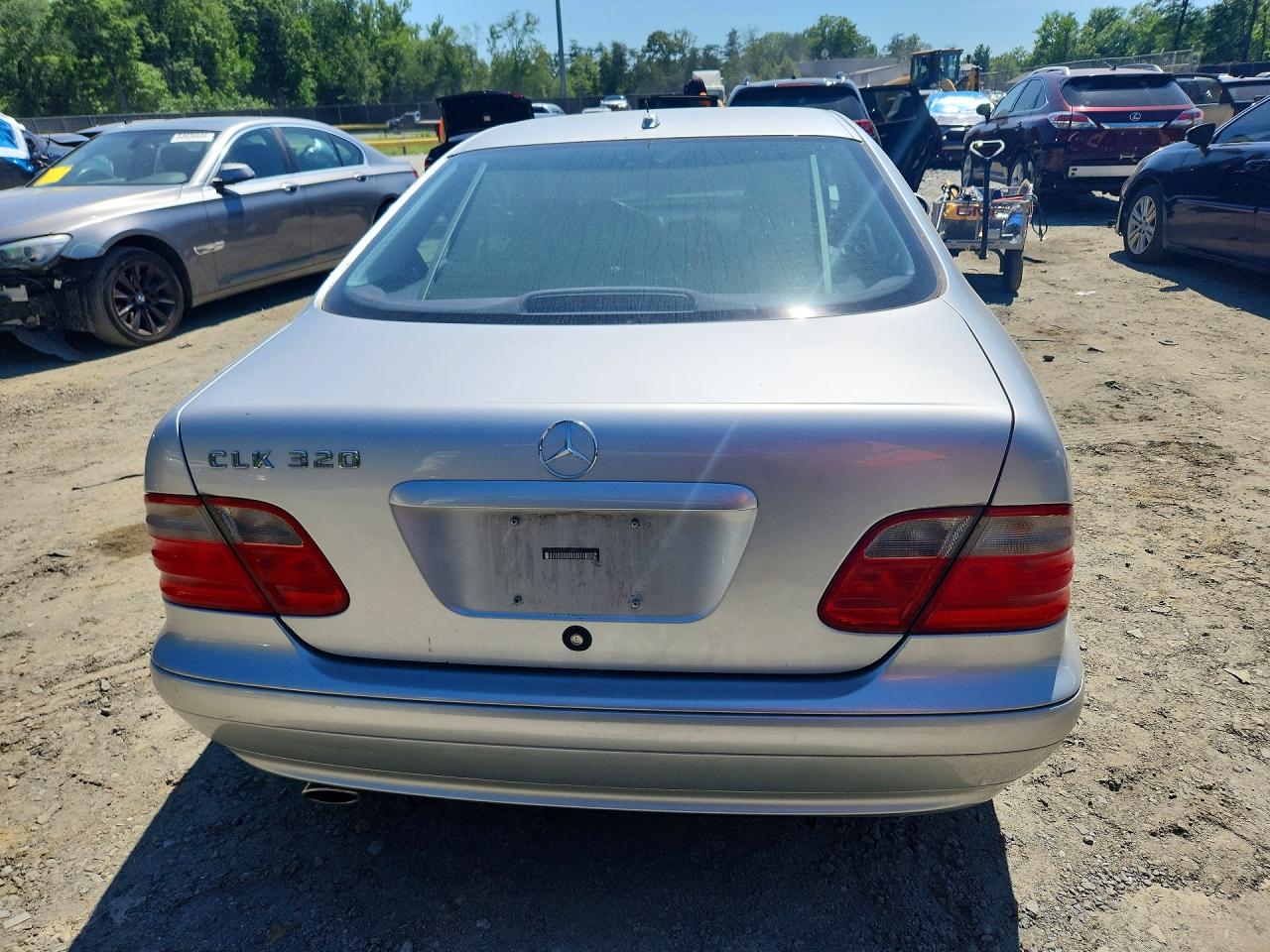 Mercedes-Benz Clk-class 320