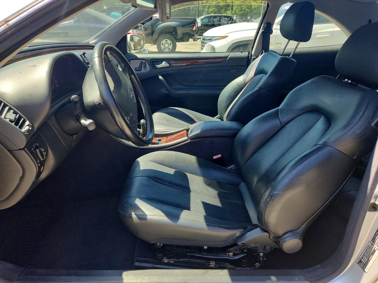 Mercedes-Benz Clk-class 320