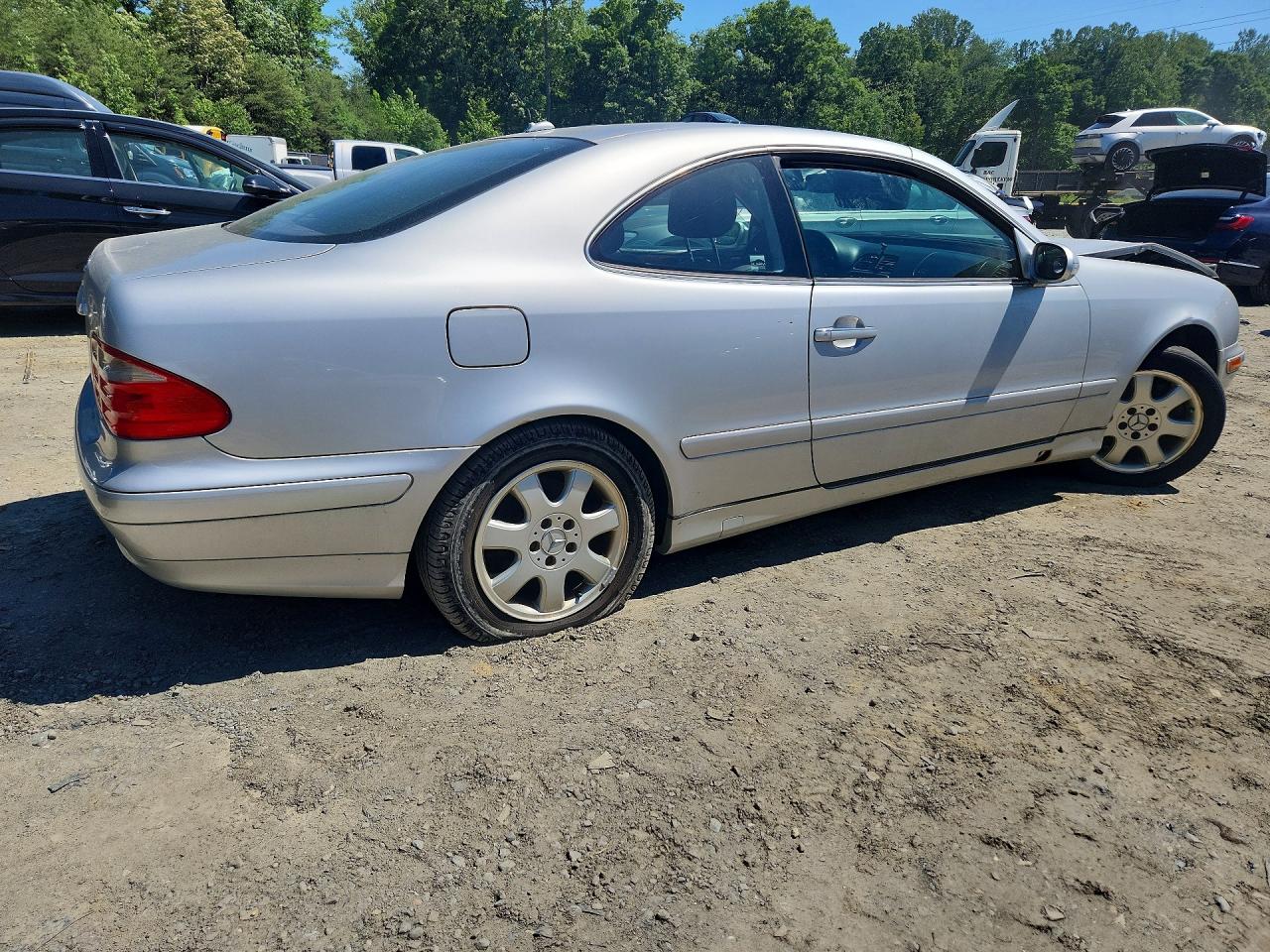 Mercedes-Benz Clk-class 320