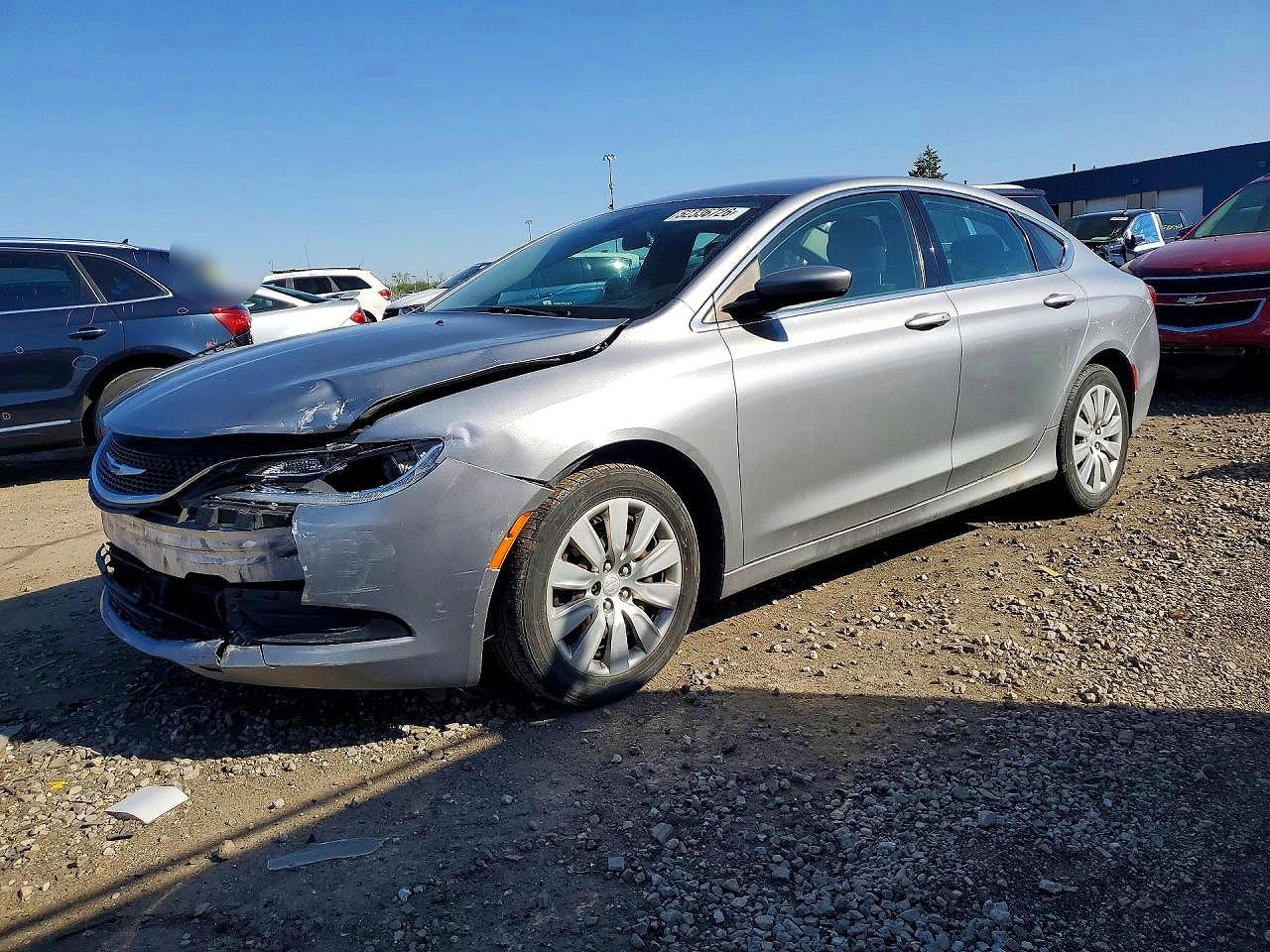 Salvage Chrysler 200 Image