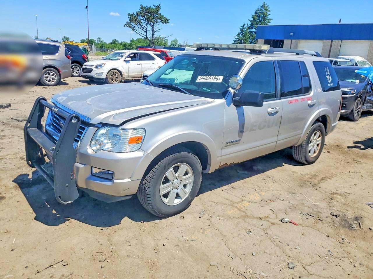 Salvage Ford Explorer Image