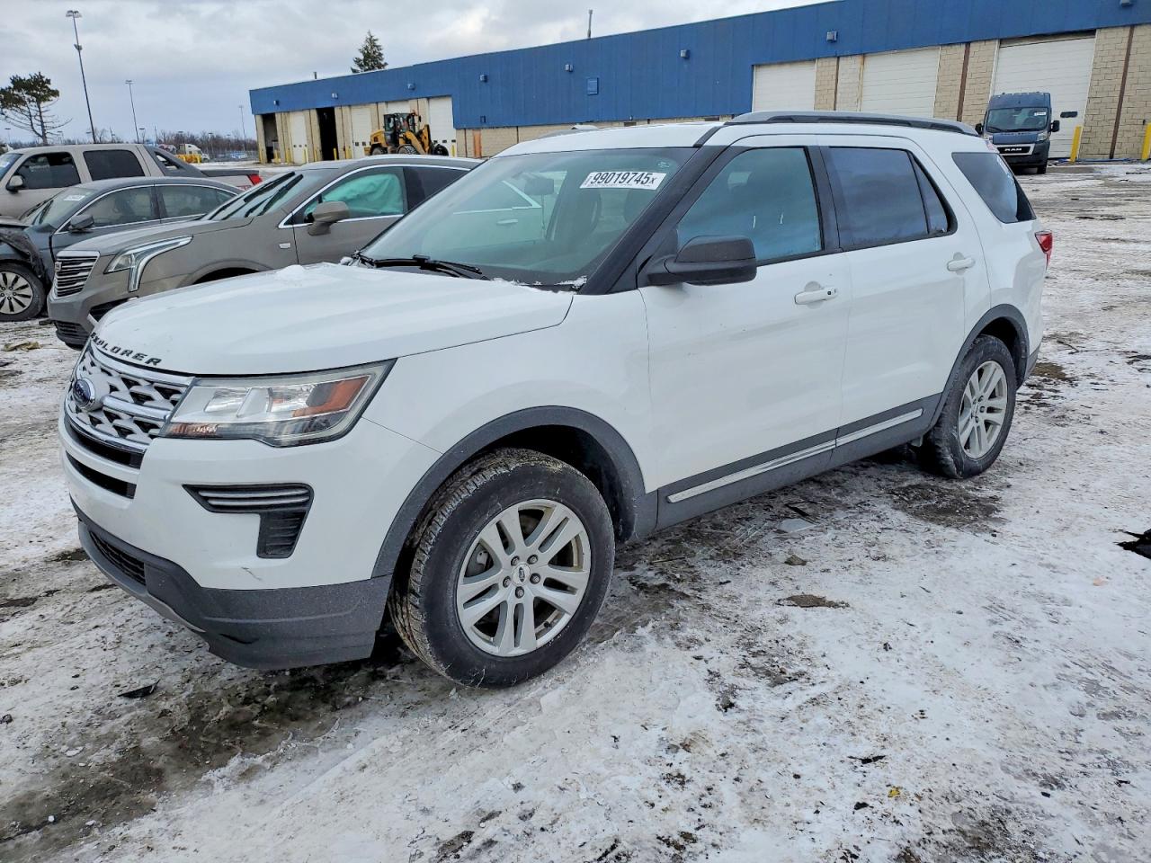 Salvage Ford Explorer Image