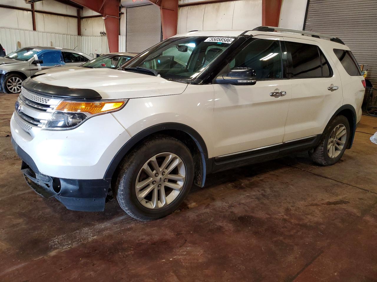 Salvage Ford Explorer Image