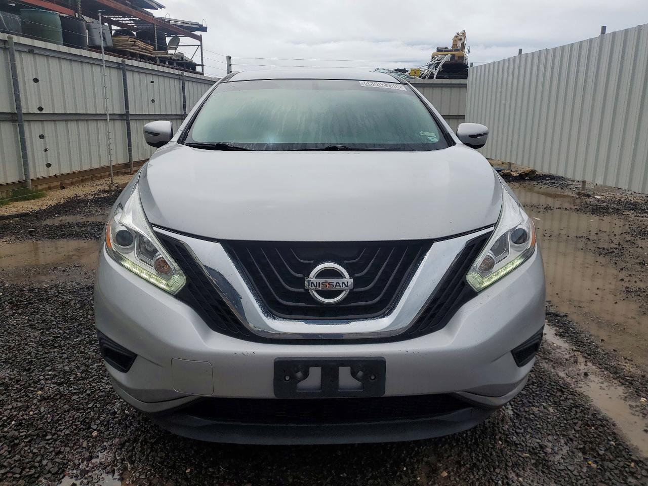 Nissan Murano S