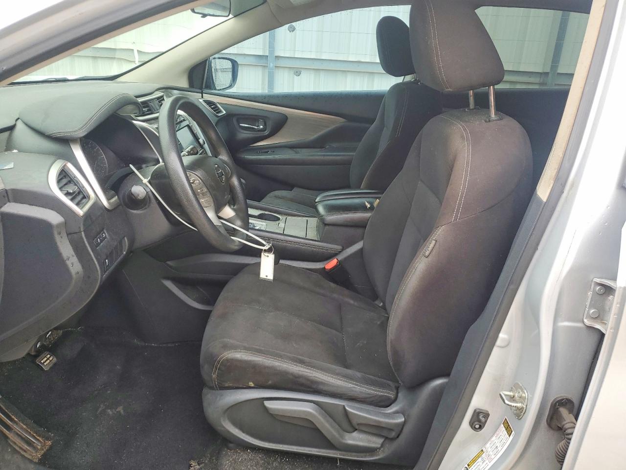 Nissan Murano S