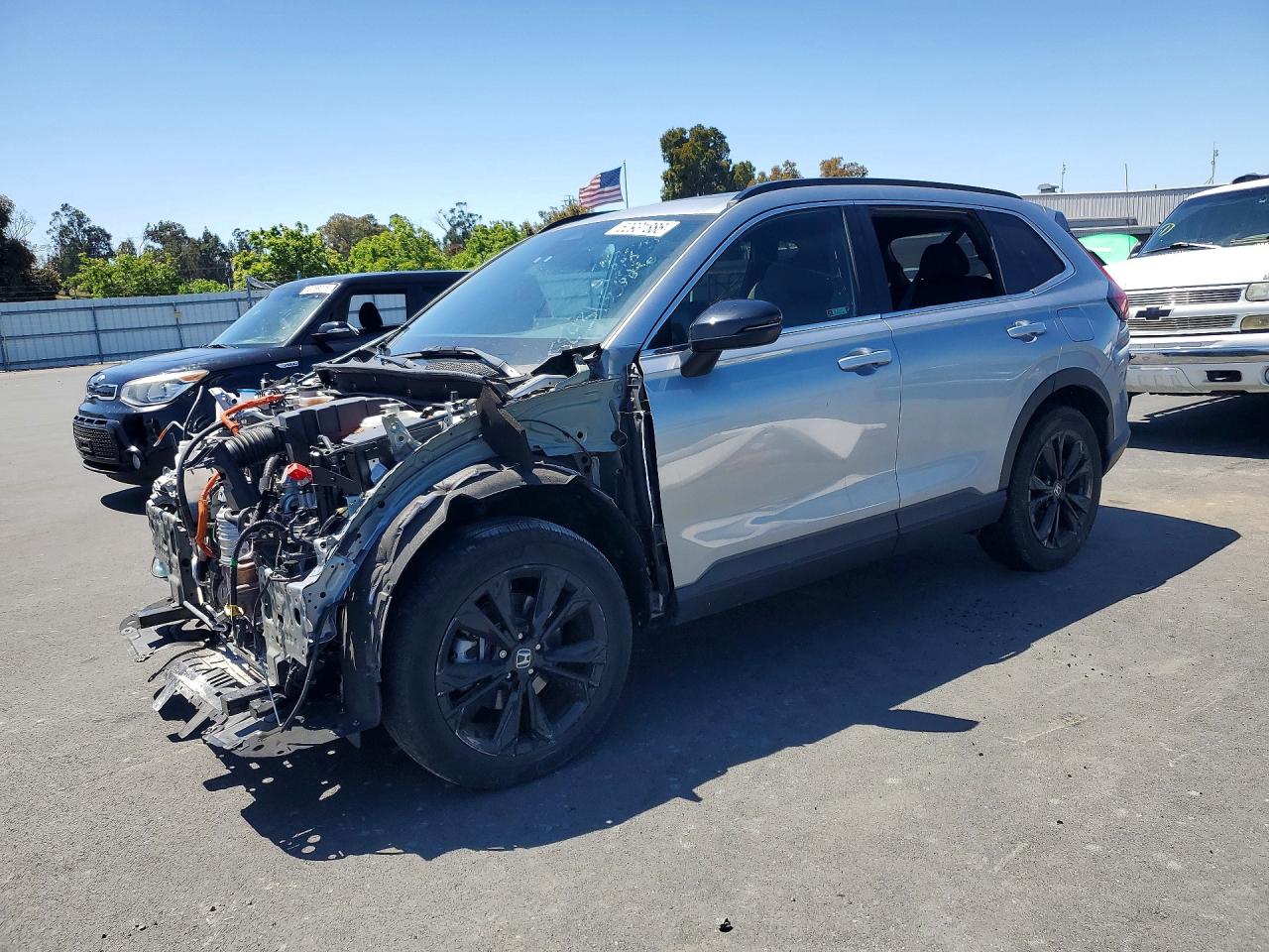 Salvage Honda Crv Image
