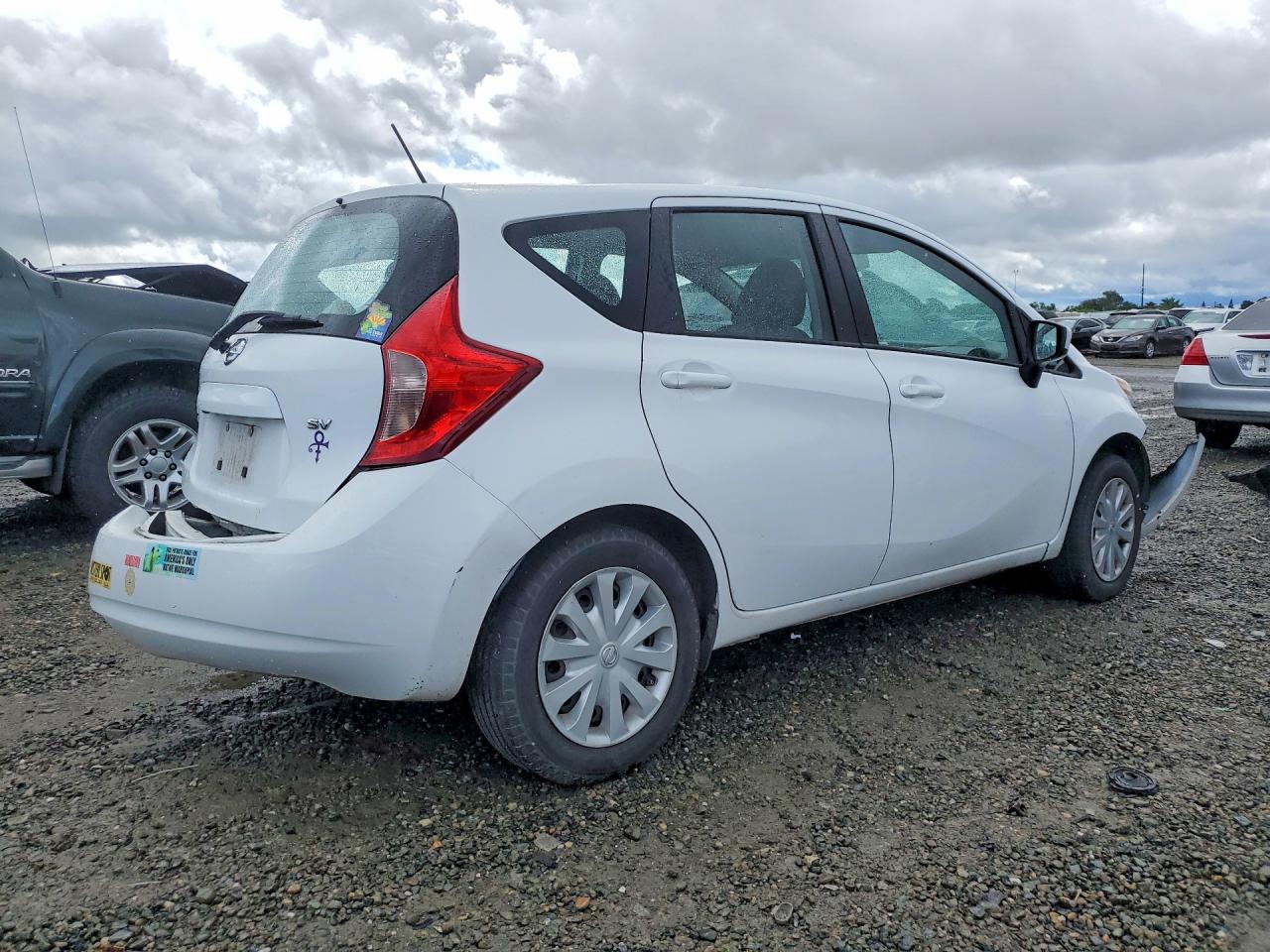 Nissan Versa Sv
