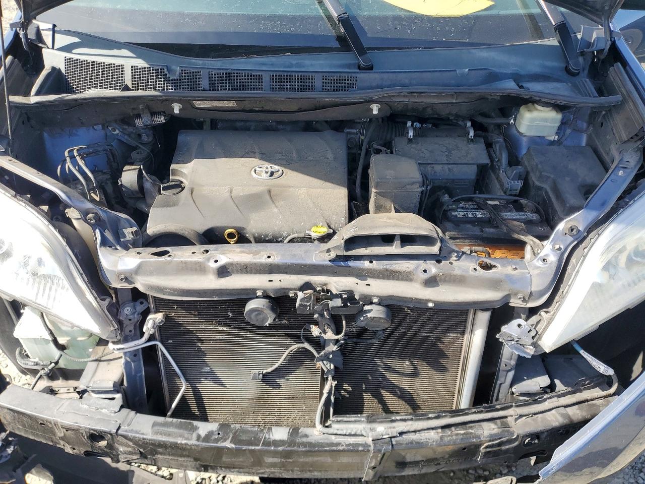 Toyota Sienna Xle 8-passenger
