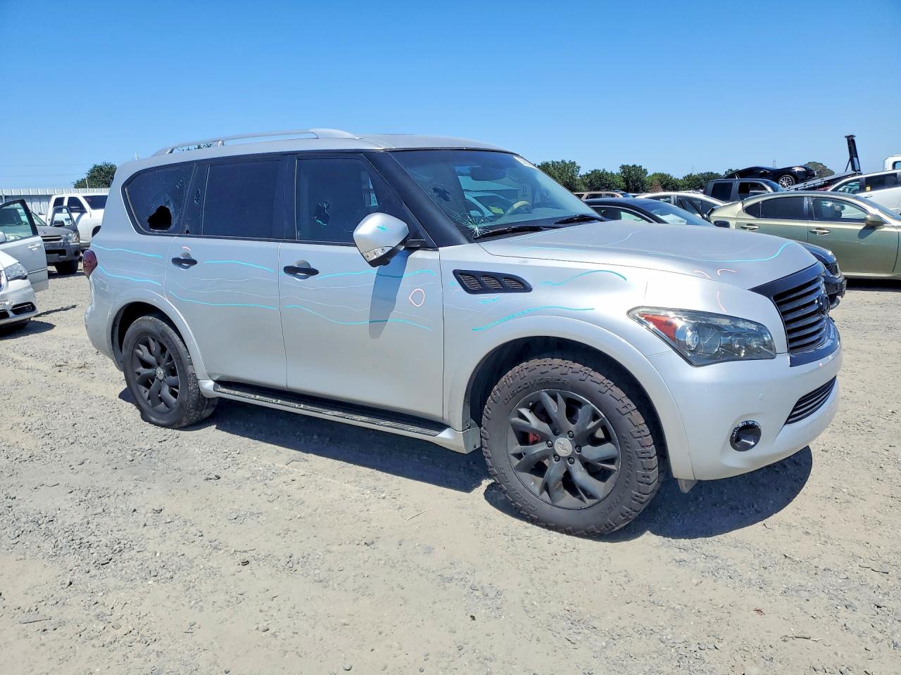 INFINITI Qx Base