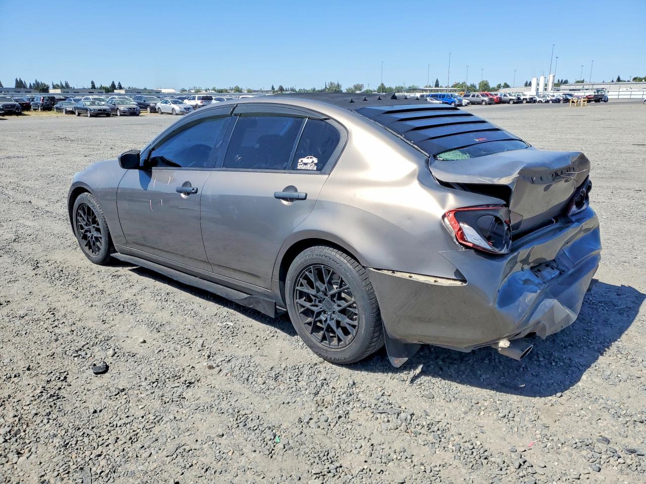 INFINITI G37 Journey