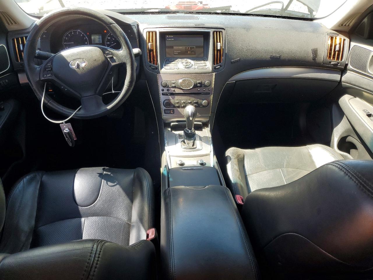 INFINITI G37 Journey