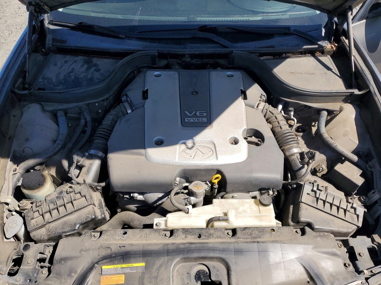 INFINITI G37 Journey