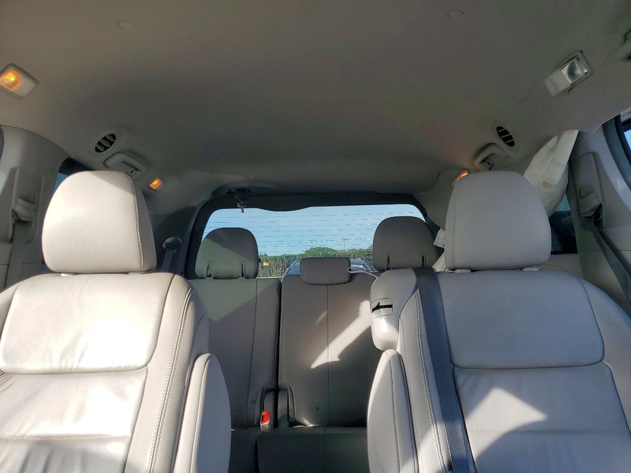 Toyota Sienna Xle 8-passenger