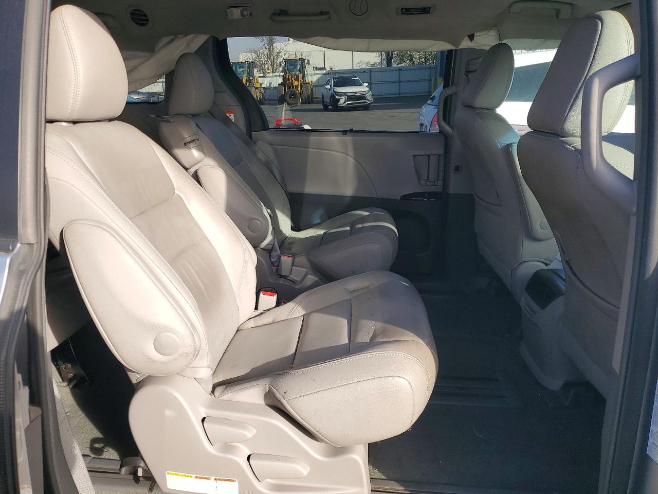 Toyota Sienna Xle 8-passenger