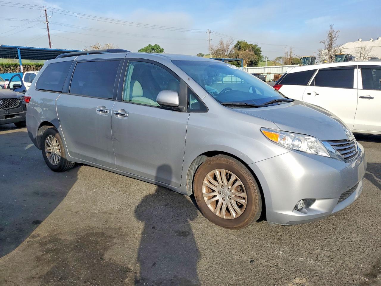 Toyota Sienna Xle 8-passenger