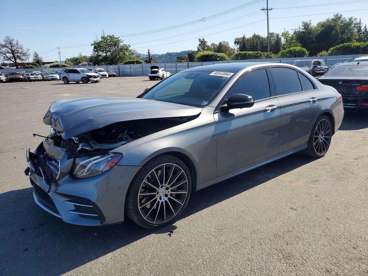 Salvage Mercedes-Benz E-Class Image