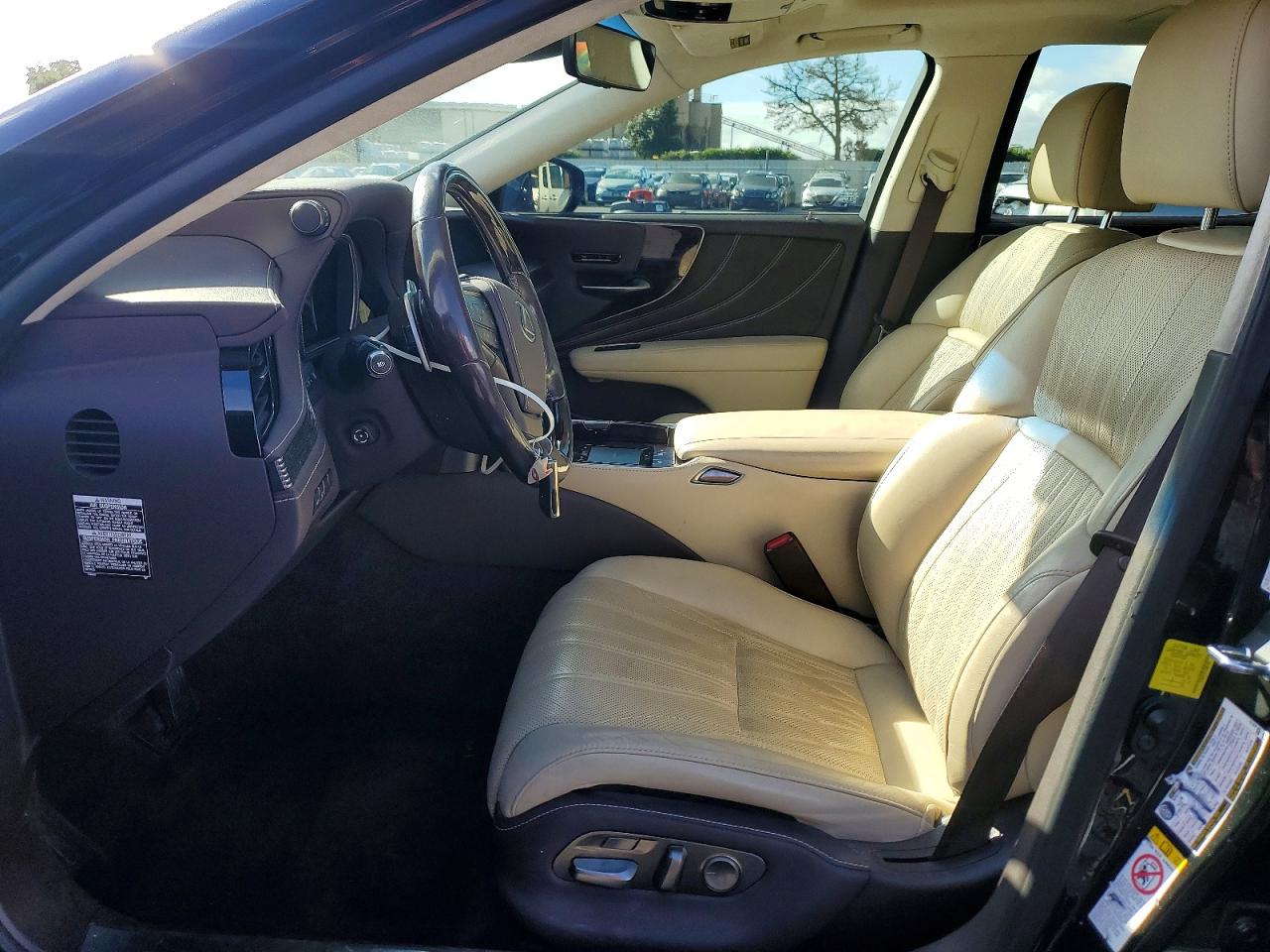 Lexus LS 500