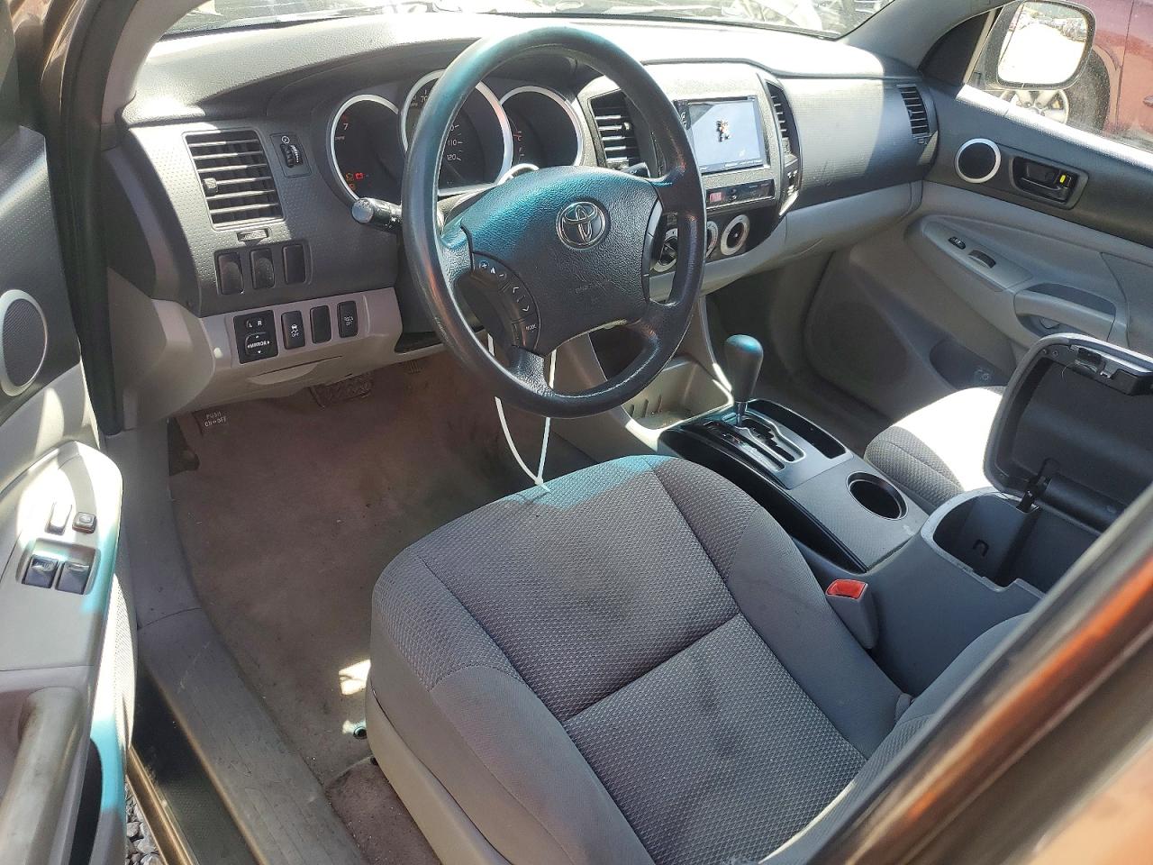 Toyota Tacoma Access Cab