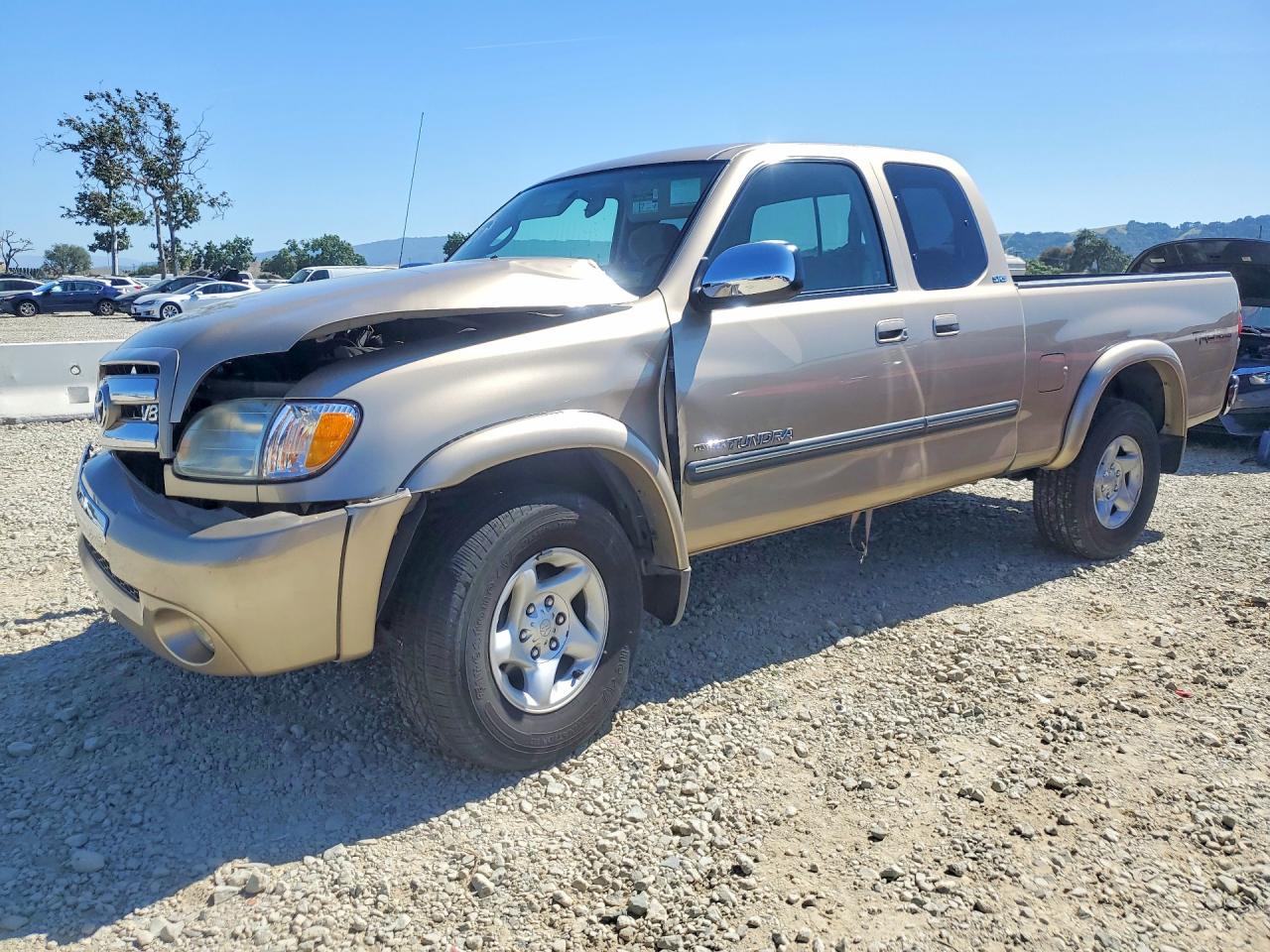 Salvage Toyota Tundra Image