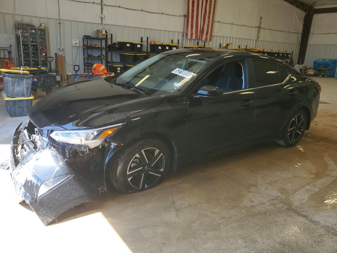 Salvage Nissan Sentra Image