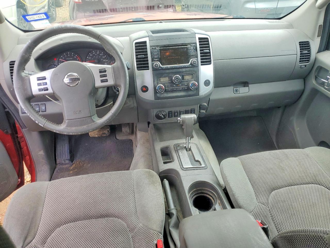 Nissan Frontier Sv