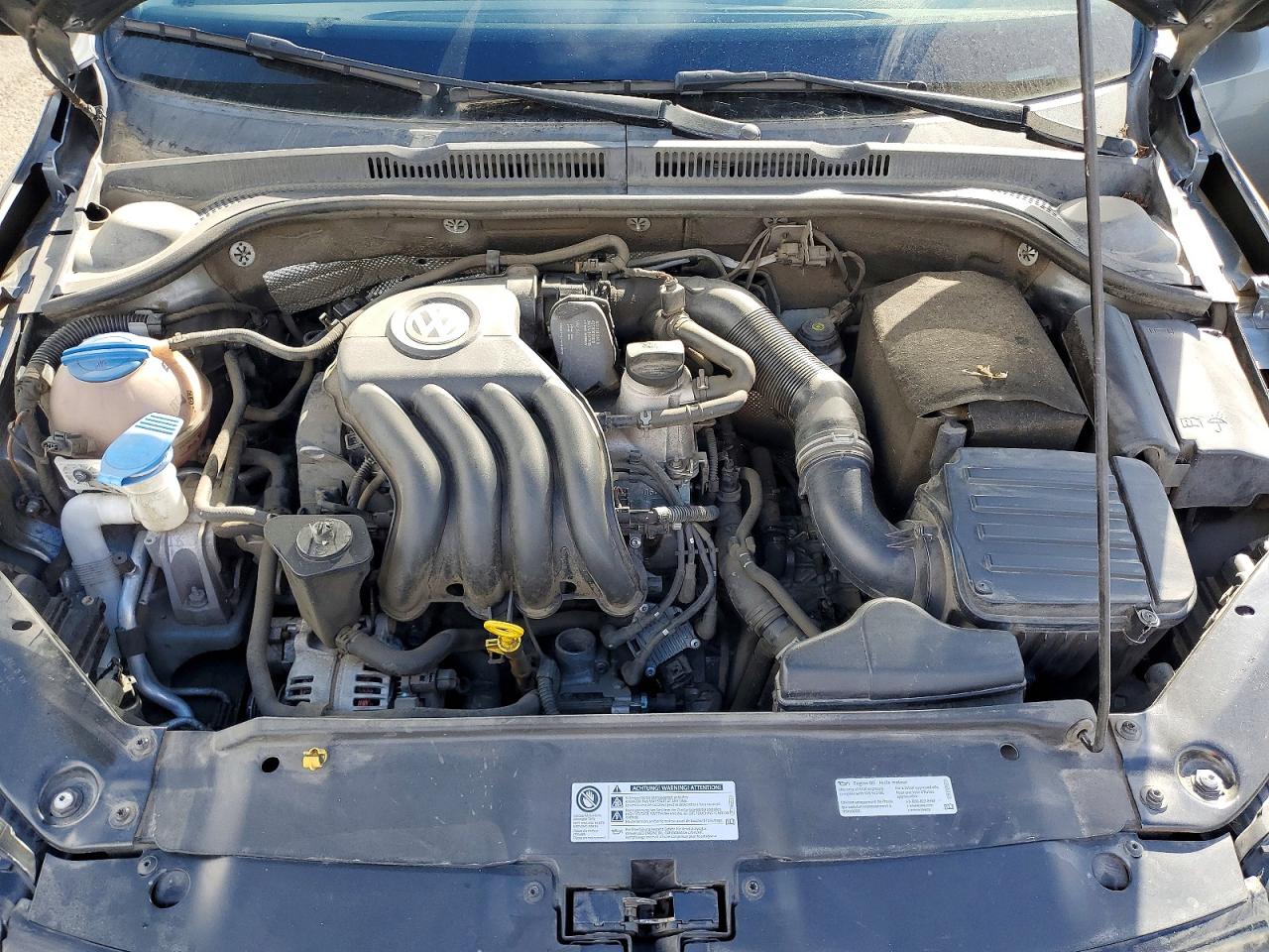 Volkswagen Jetta Base