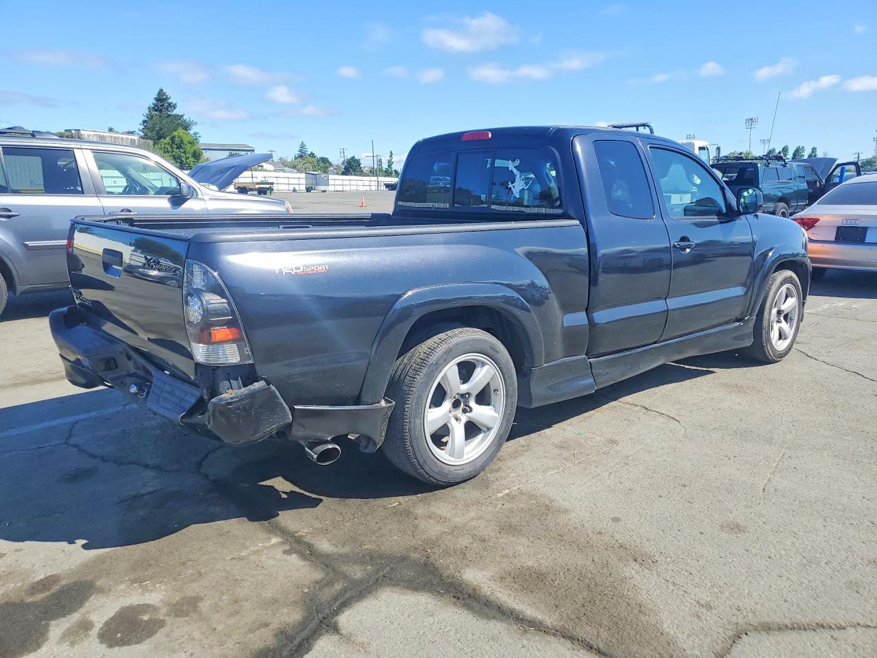 Toyota Tacoma X-runner Access Cab