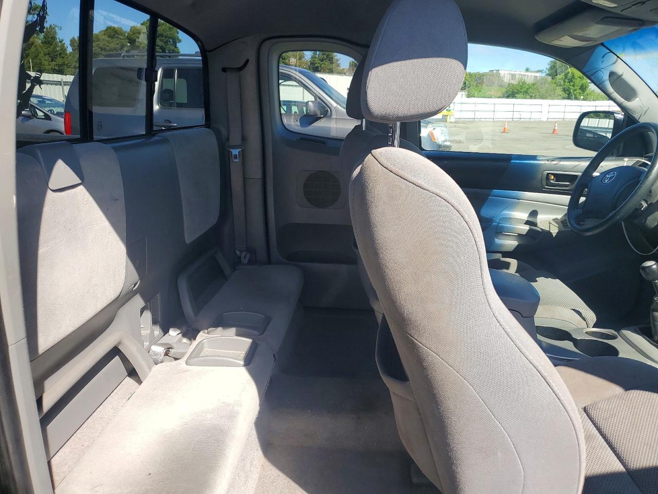 Toyota Tacoma X-runner Access Cab