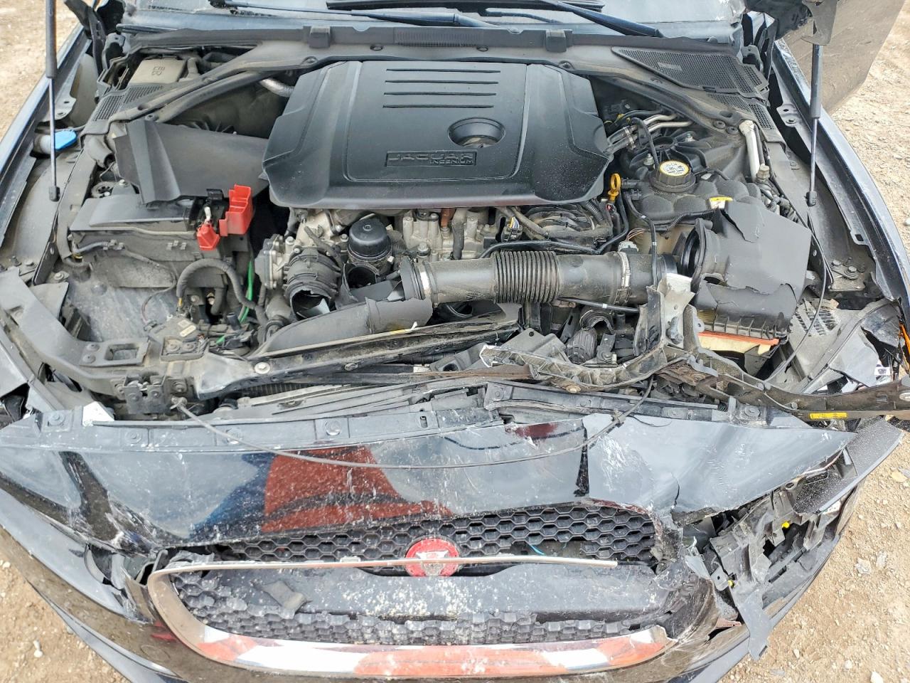 Jaguar XE Premium