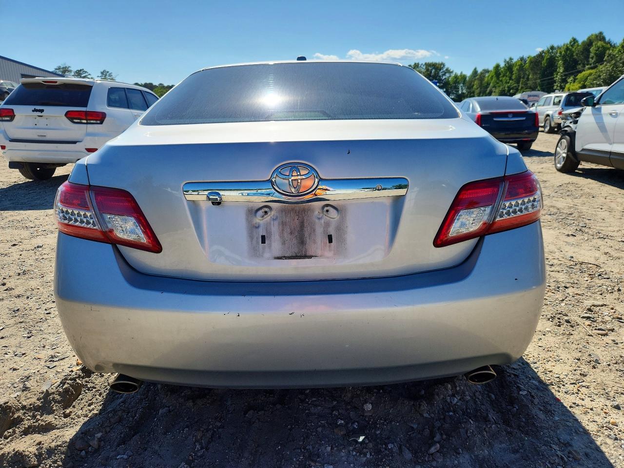 Toyota Camry Xle V6