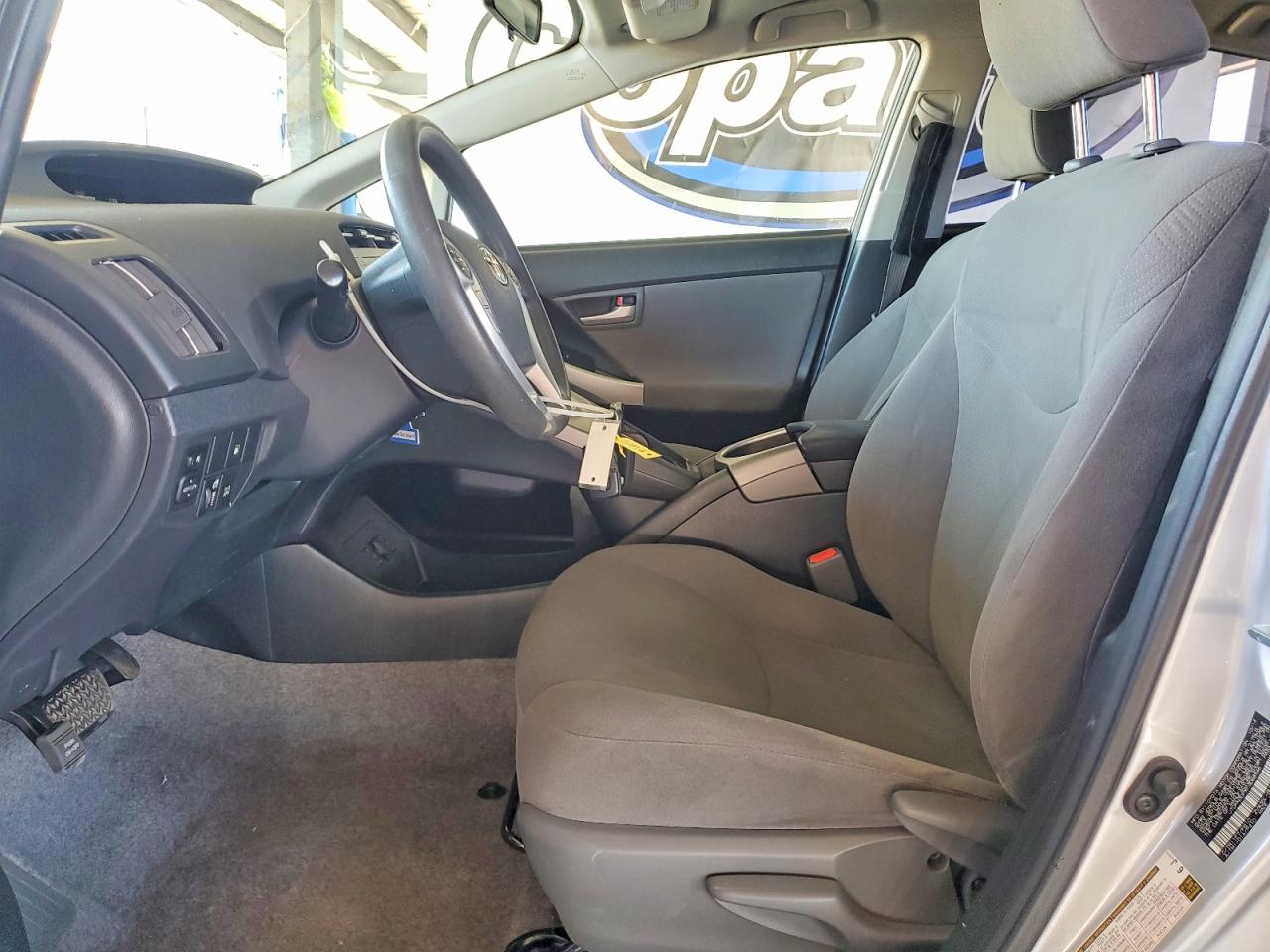 Toyota Prius Base