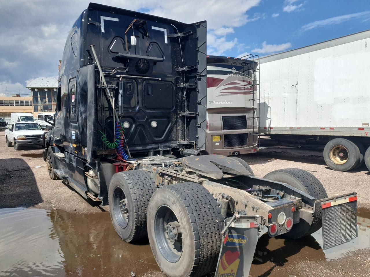 Freightliner Cascadia 1