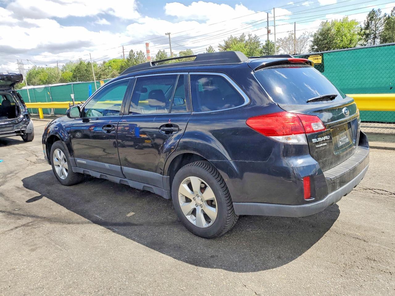 Subaru Outback 3.6r Limited
