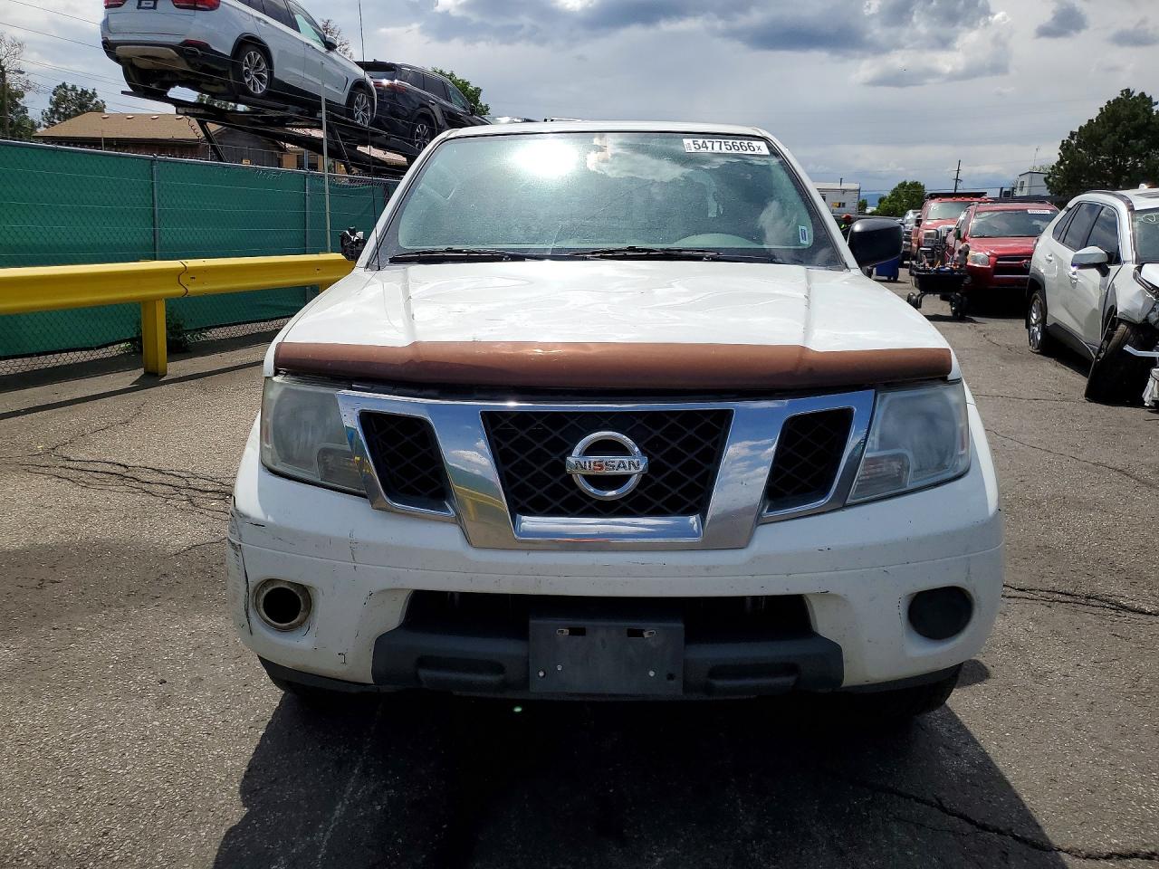 Nissan Frontier Sv