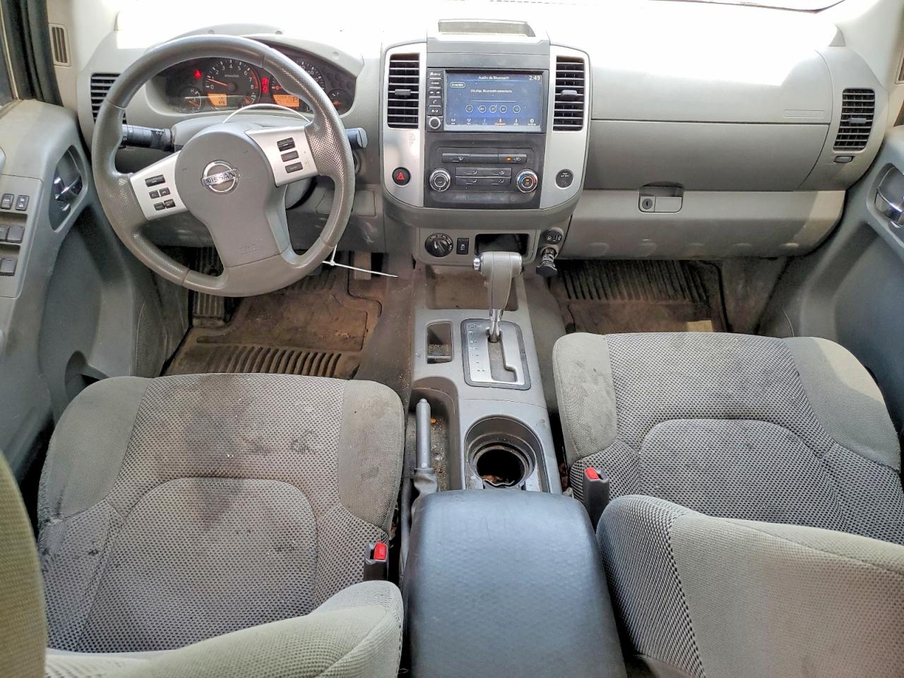 Nissan Frontier Sv