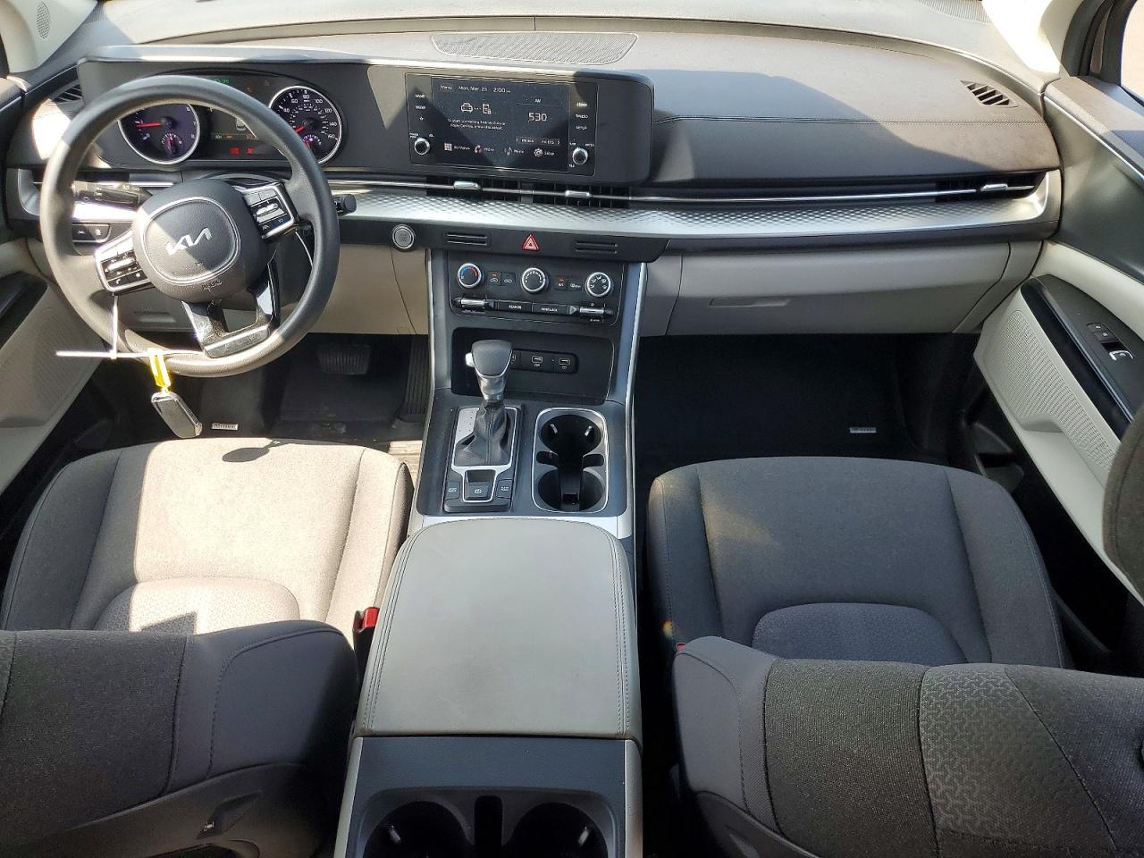 Kia Carnival Lx