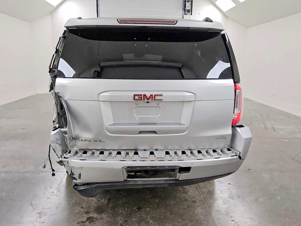 GMC Yukon C1500 Sle