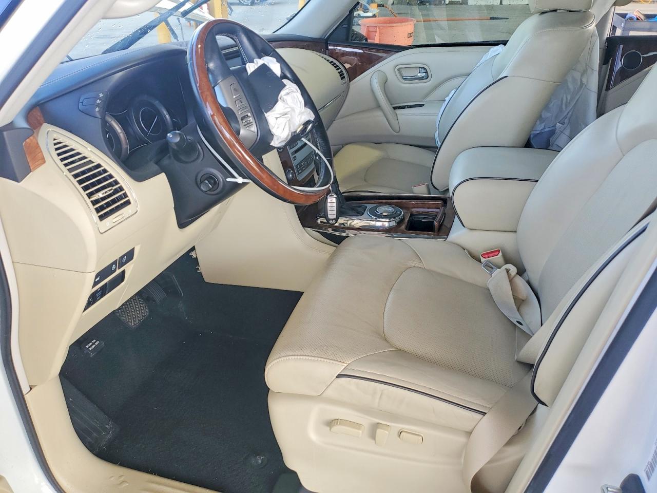 INFINITI Qx Luxe
