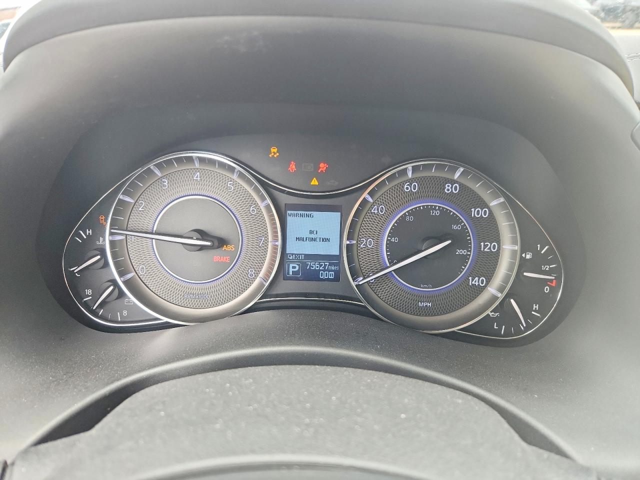 INFINITI Qx Luxe