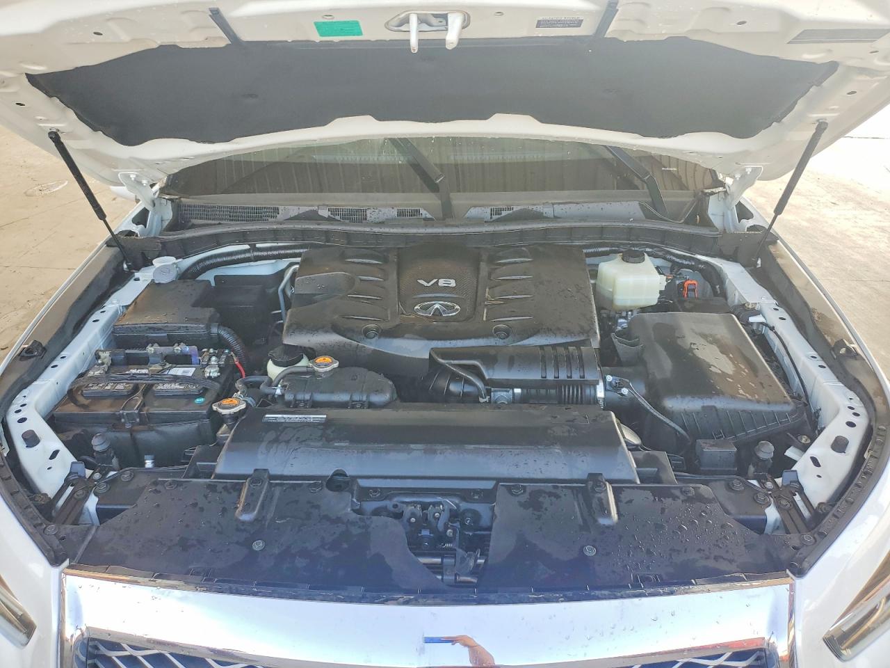INFINITI Qx Luxe