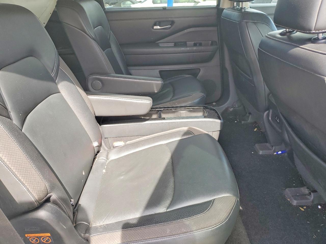 Nissan Pathfinder Sl